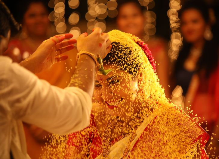 印度婚礼的 10 个不寻常的传统，世界真奇妙